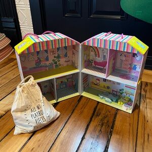 Floss and rock dollhouse